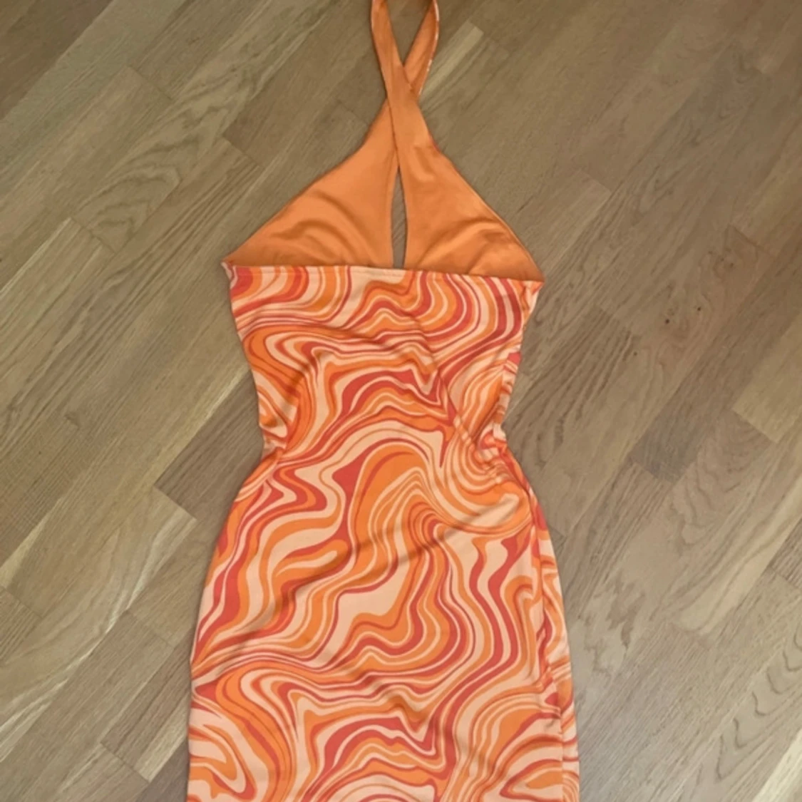 Halterneck klänning - 91