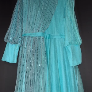 Fest klänning  - Som ny, bara använd 1 gång  storlek: 48