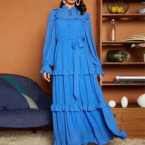 Blå sommarklänning  - Blå sommarklänning, helt ny men säljer då den inte går att returnera. 