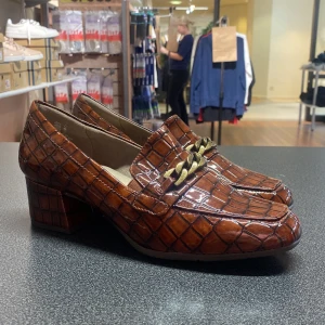 Klackar  - Nypris 700 41,40