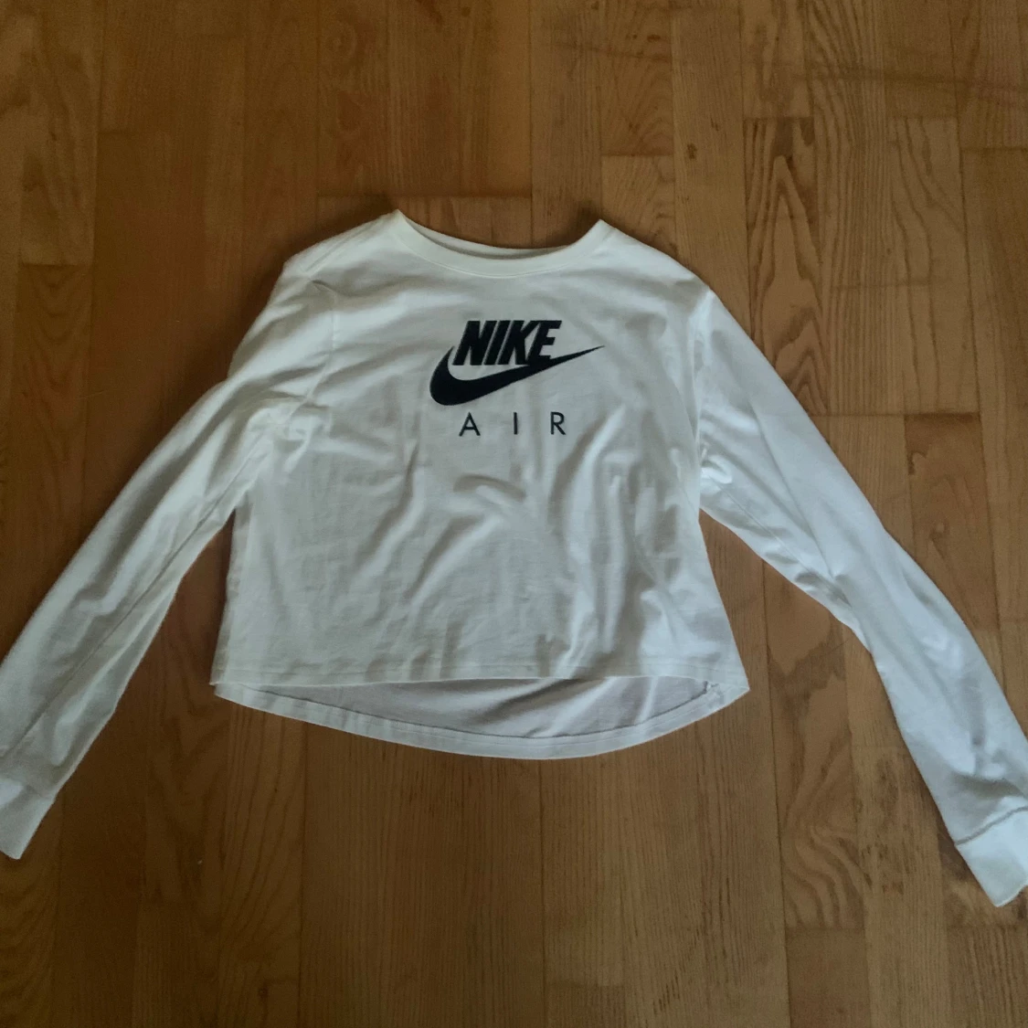 Vit magtröja med långa ärmar från Nike  - 90