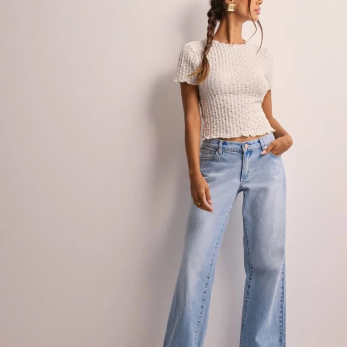 Snygg vit topp från Aware  - 91