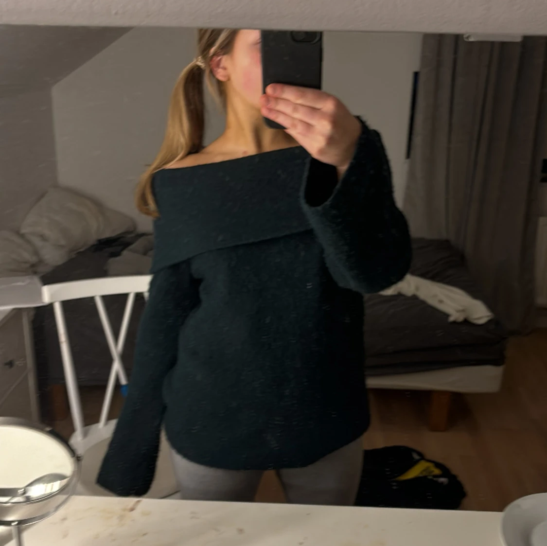 Off shoulder tröja - 91