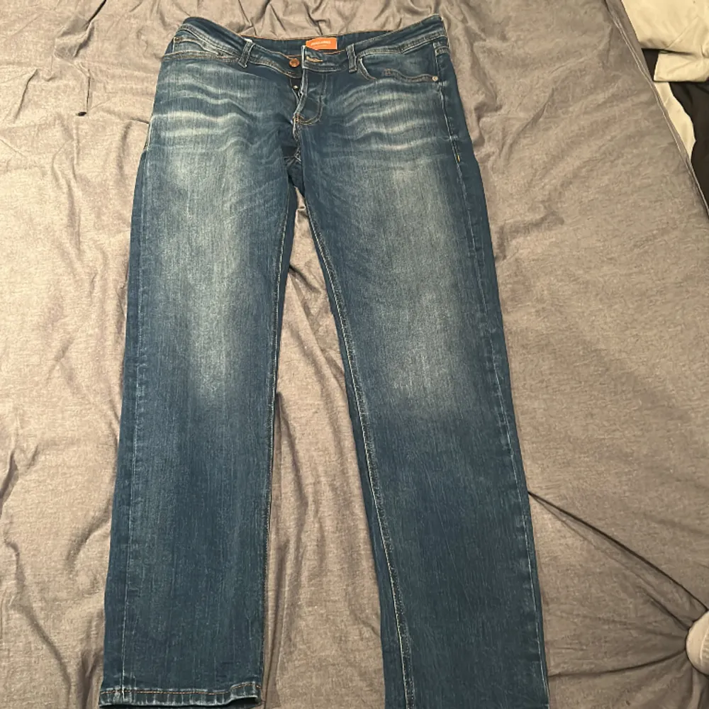 Jack&jones jeans modell comfort/Mike storlek 32/34 bra skick!. Jeans & Byxor.