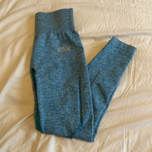Träningstights - ICIW - Superskönt träningstights från ICIW💕 Lappen i sitter ej kvar men det är storlek S