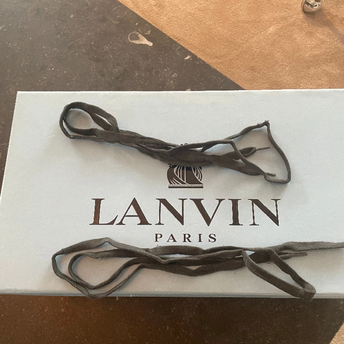 Säljer lanvins - 91