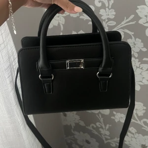 Väska - Jättefin väska som tyvärr inte kommer till användning 💕💕