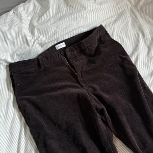 Manchesterbyxor - Manchesterbyxor från These Glory Days. Storlek 56. Slim fit. Inga skador eller fläckar!