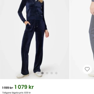 Mörkblå juciy sett  - Säljer juciy sett i färgen mörkblå i storlek xs i båda delarna, 