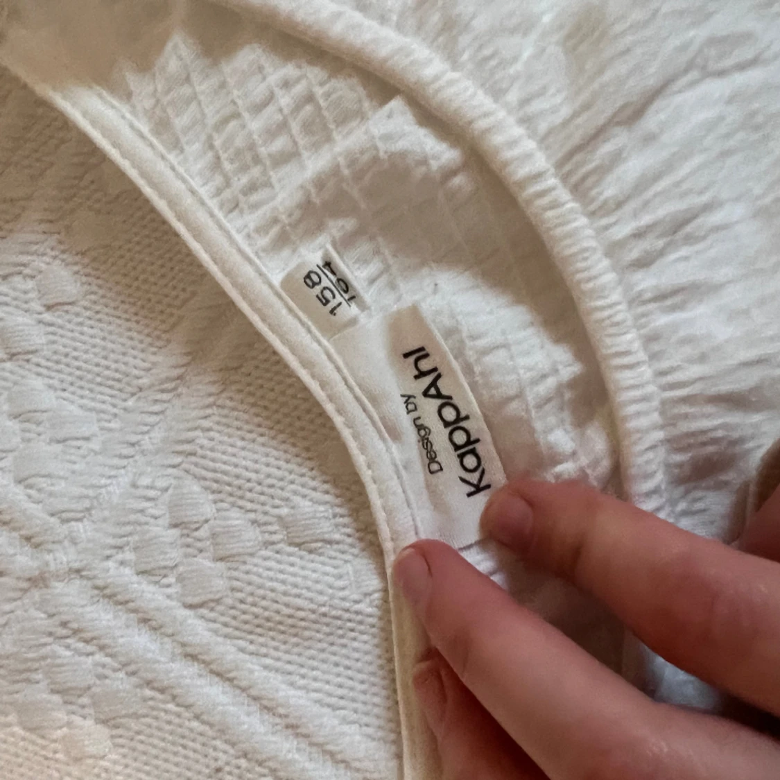 Simpel vit T-shirt med tryck - 90