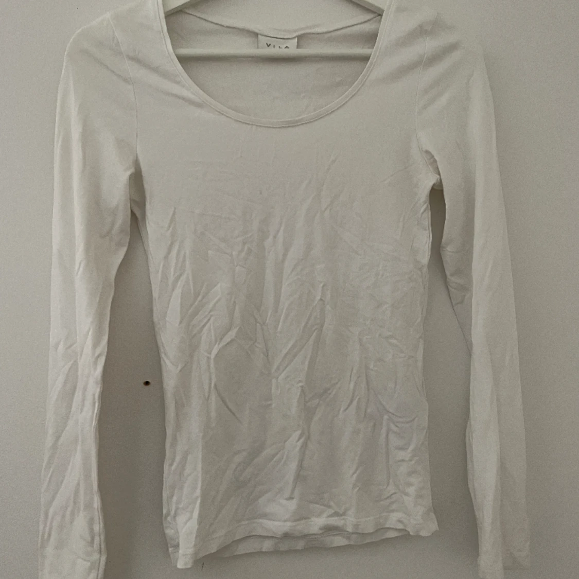 Vila tunn vit tröja