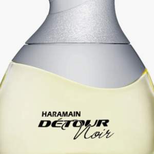 Detour Noir parfym från Haramain helt ny oöppnad förpackning, 100 ml. Huvudnoter av Bergamott, Lavendel, Grönt äpple, Mandarin och Peppar. ska sägas vara en clone på Parfums De Marly Layton. Nypris 623kr mitt pris 425kr