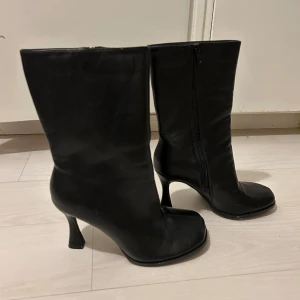 Boots - Helt oanvända svarta boots i storlek 40🖤