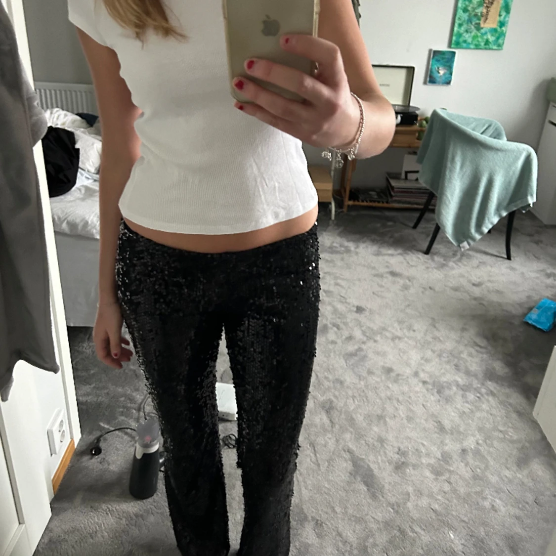 Lågmidjade paljettbyxor  - 91