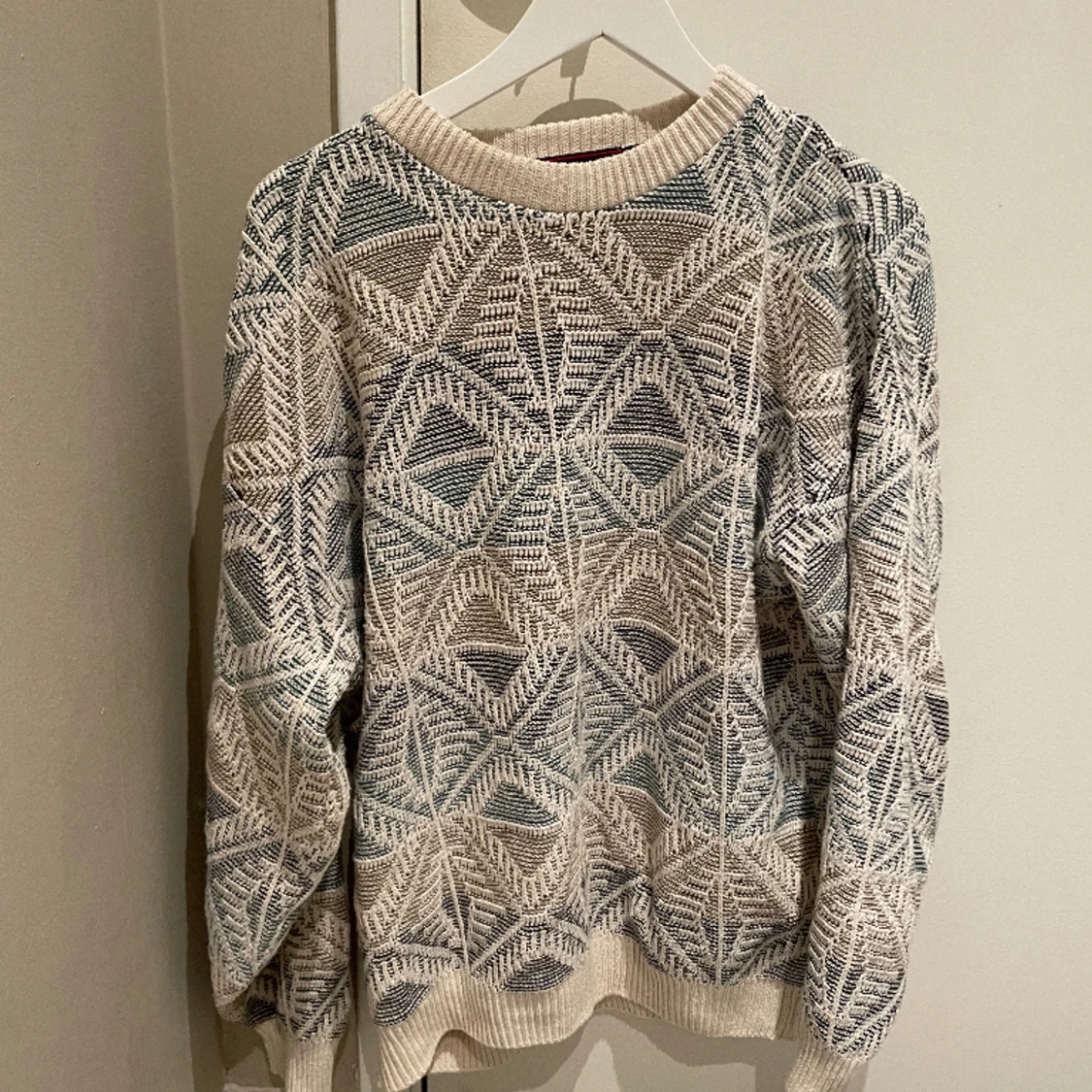 Stickad tröja  - 90