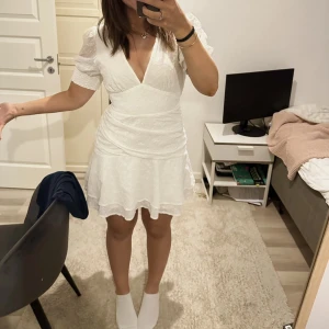 Studentklänning - Säljer min älskade studentklänning <33 