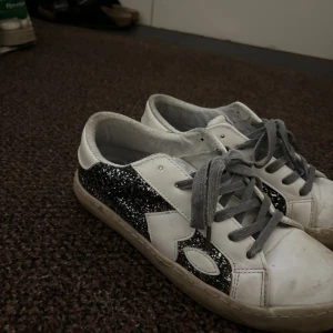 Unika skor - Jättefina Golden goose liknande skor, köpta från Frankrike 💕