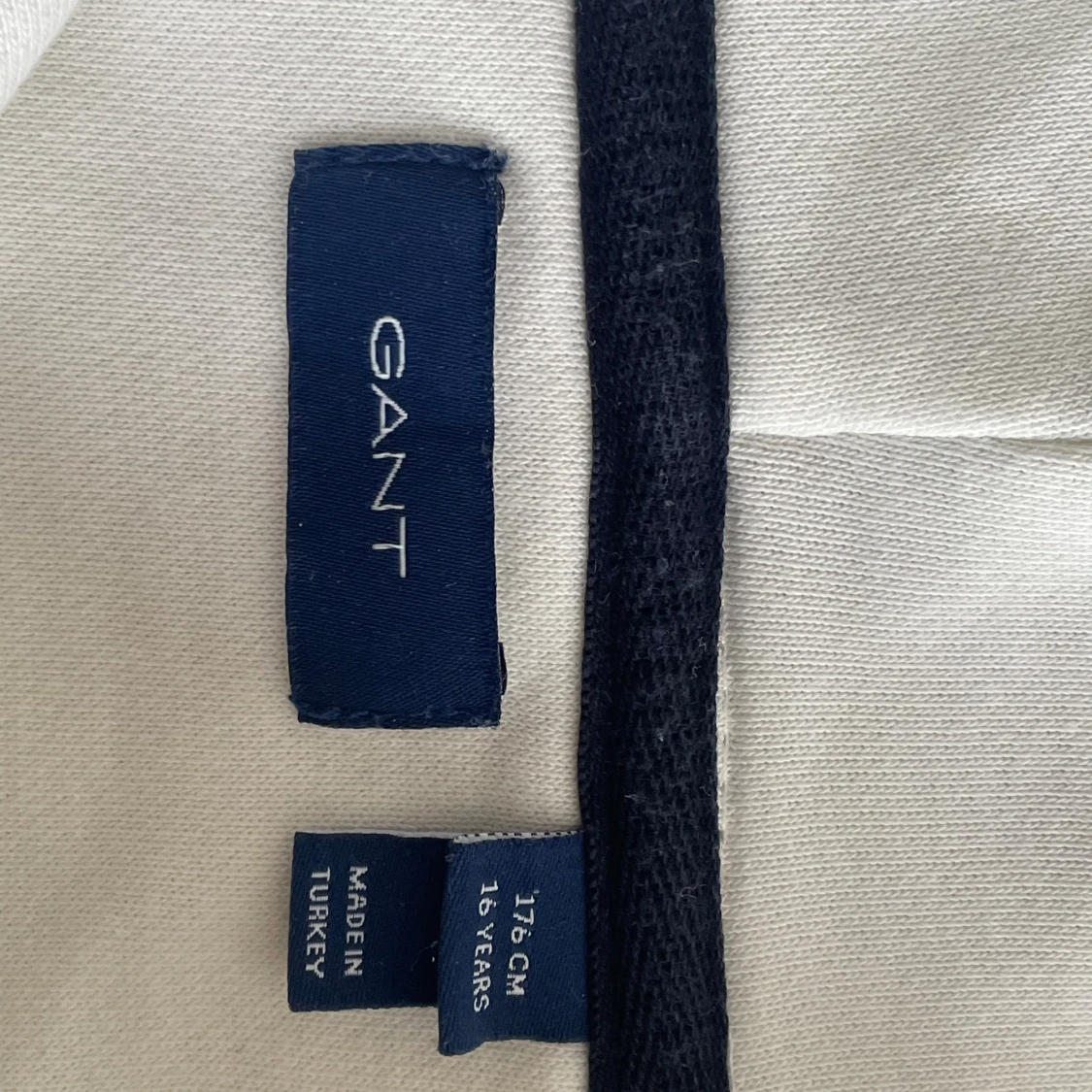 Gant vit Hoodie stl 176 cm - 91