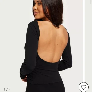 Öppenryggs tröja!! - Superfin tröja med öppen rygg! Aldrig använd! 💕🙌🏽