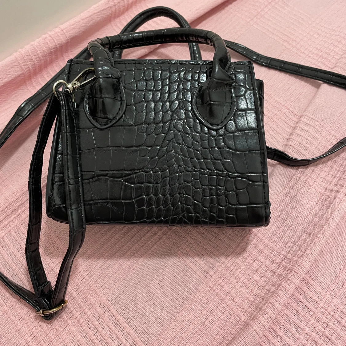 Svart liten väska - 90