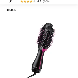 Rund varmluftsborste  - Den är i jätte bra skick och gör håret fint fönat, men kommer inte till användning 🩷