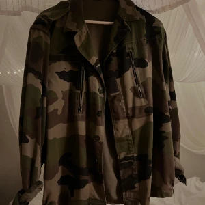 Militärjacka - Säljer min älskade militärjacka då den ej kommer till användning längre