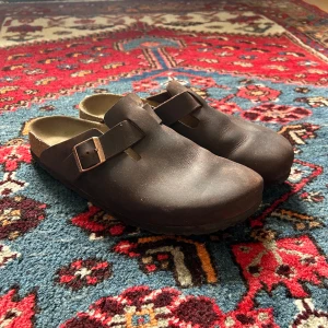 Birkenstock Boston - Storlek 44, kommer med låda Knappt använda, inte inbrutna ännu