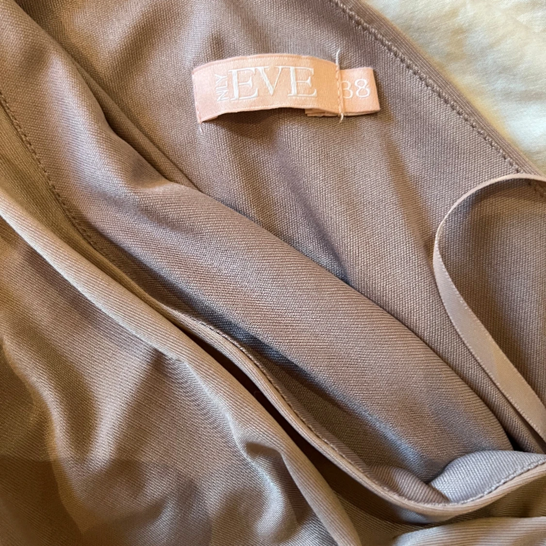 Snygg och elegant klänning  - 90