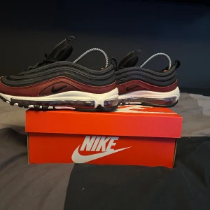 Air Max  - Storlek:37,5 