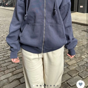 Brandy Melville Zip Up - Brandy zip up in great condition. 