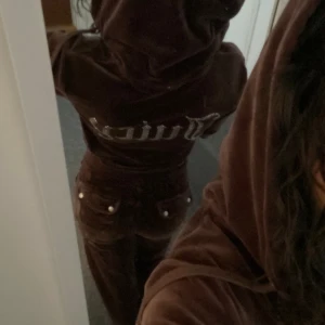 Juicy couture set i strl xs - Brun juicy, strl xs ifall ni har en grå juice couture 1000 för båda 