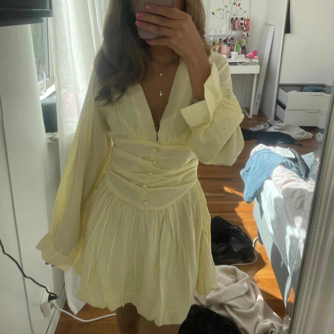 Gul sommarklänning - 90