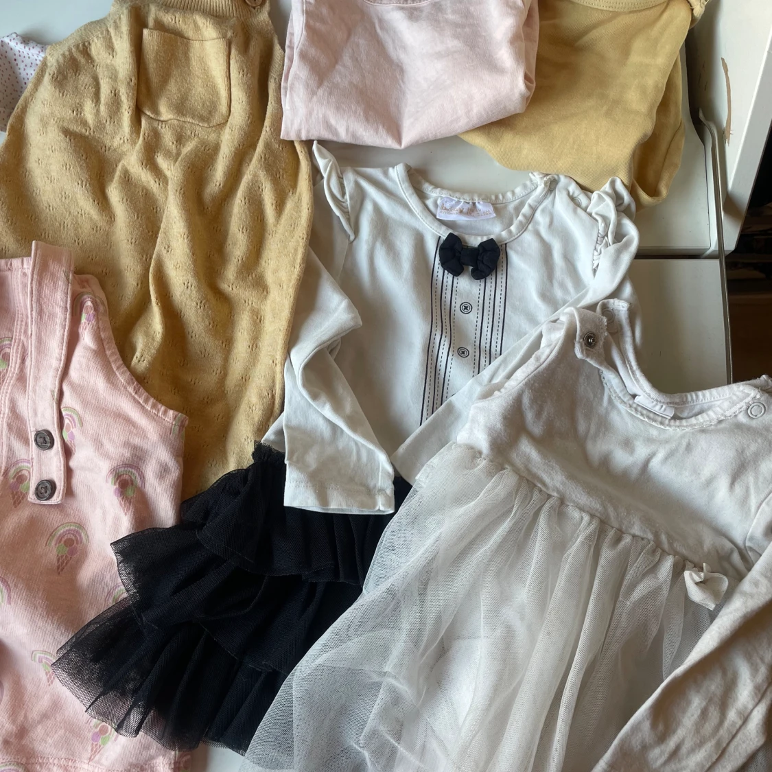 Klädpaket flicka - 90