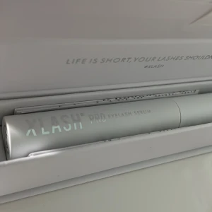 Xlash PRO 6ml - Oanvänd Xlash PRO 6ml. Endast öppnad förpackning men aldrig använd. Säljer då jag märkte att jag köpte fel efter jag hade öppnat packet. Ordinarie pris 700kr