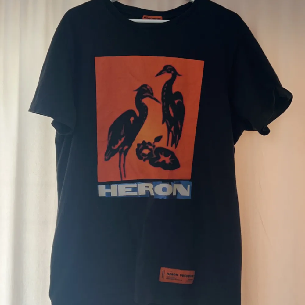 Heron peston t-shirt i storlek M, bra skick . T-shirts.