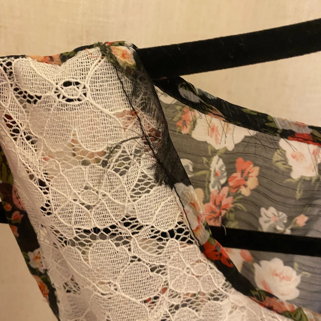 Blommig klänning - 93