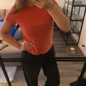 T-shirt - Tyget är tunt och skönt🌸