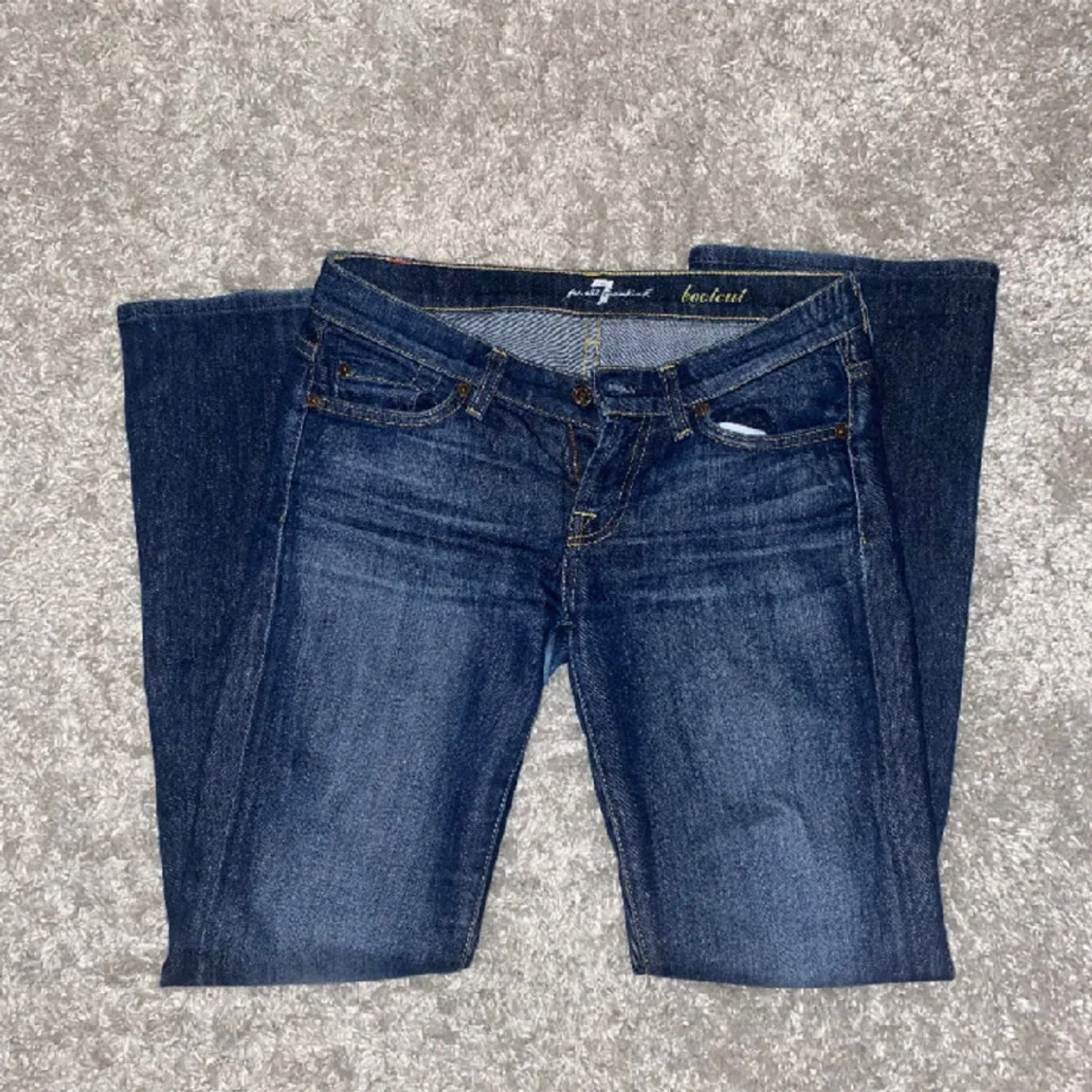 Lågmidjade Bootcut Jeans