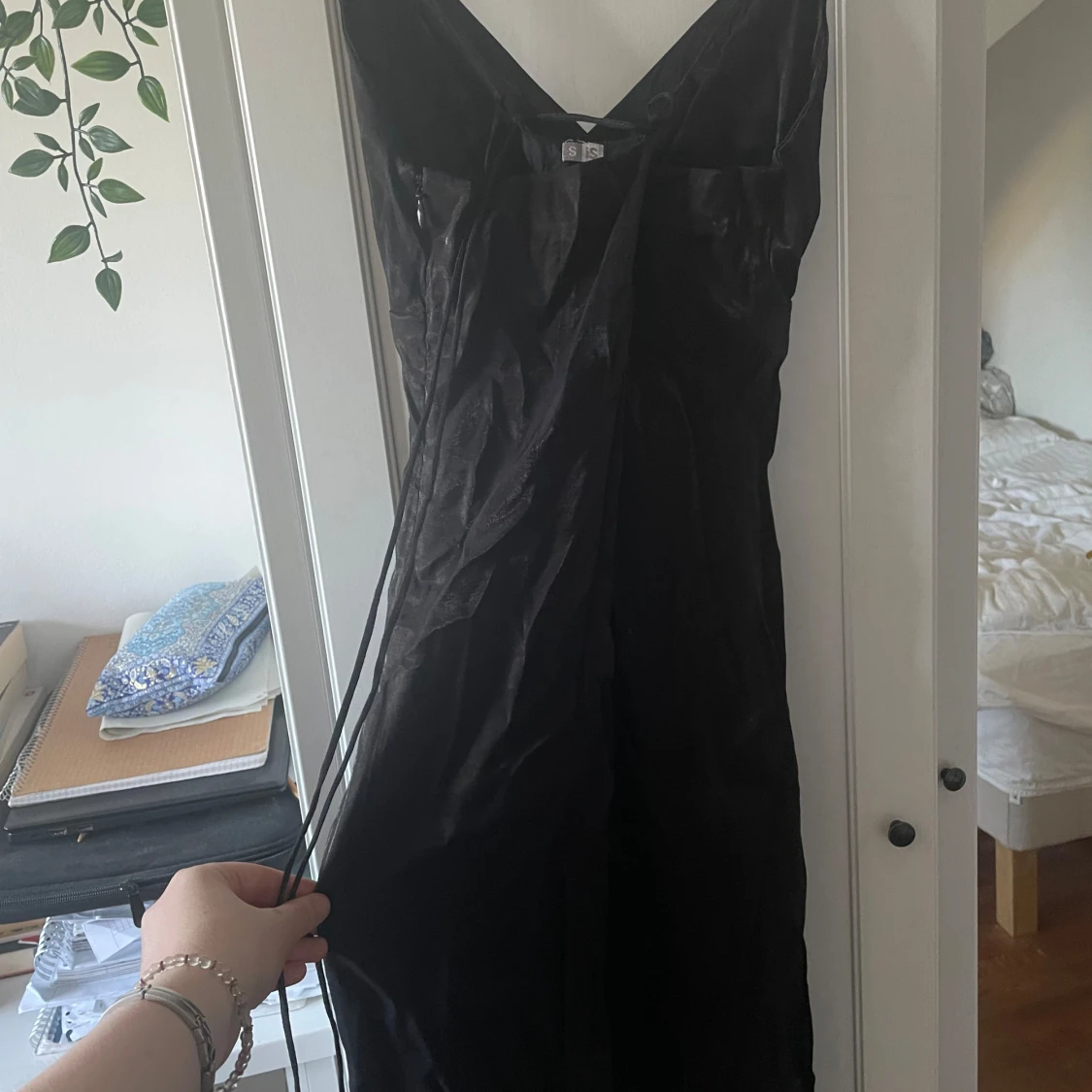 Svart klänning - 91