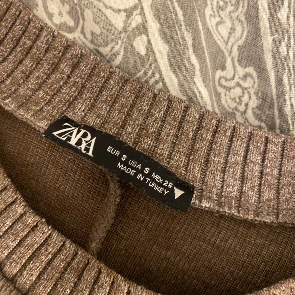 Beige tröja zara - 90