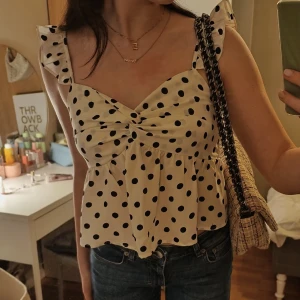 Linne - Gulligt sommarlinne från Zuiki! Super fint linne till sommaren som definitivt kommer till användning 💓