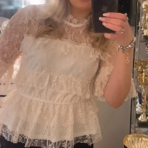 Volangblus - Använd 1 gång. 