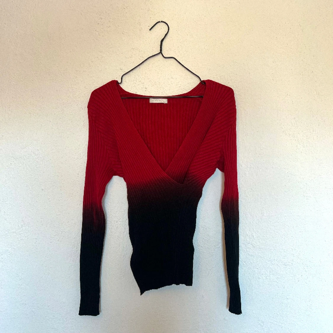 Topp röd/svart - 90