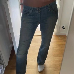 Low Weist jeans - Lågmidjade jeans från tiger of sweden