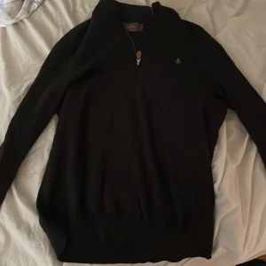 Morris halfzip - Storlek L men passar M, original pris typ 2000 någonting, har kvitto
