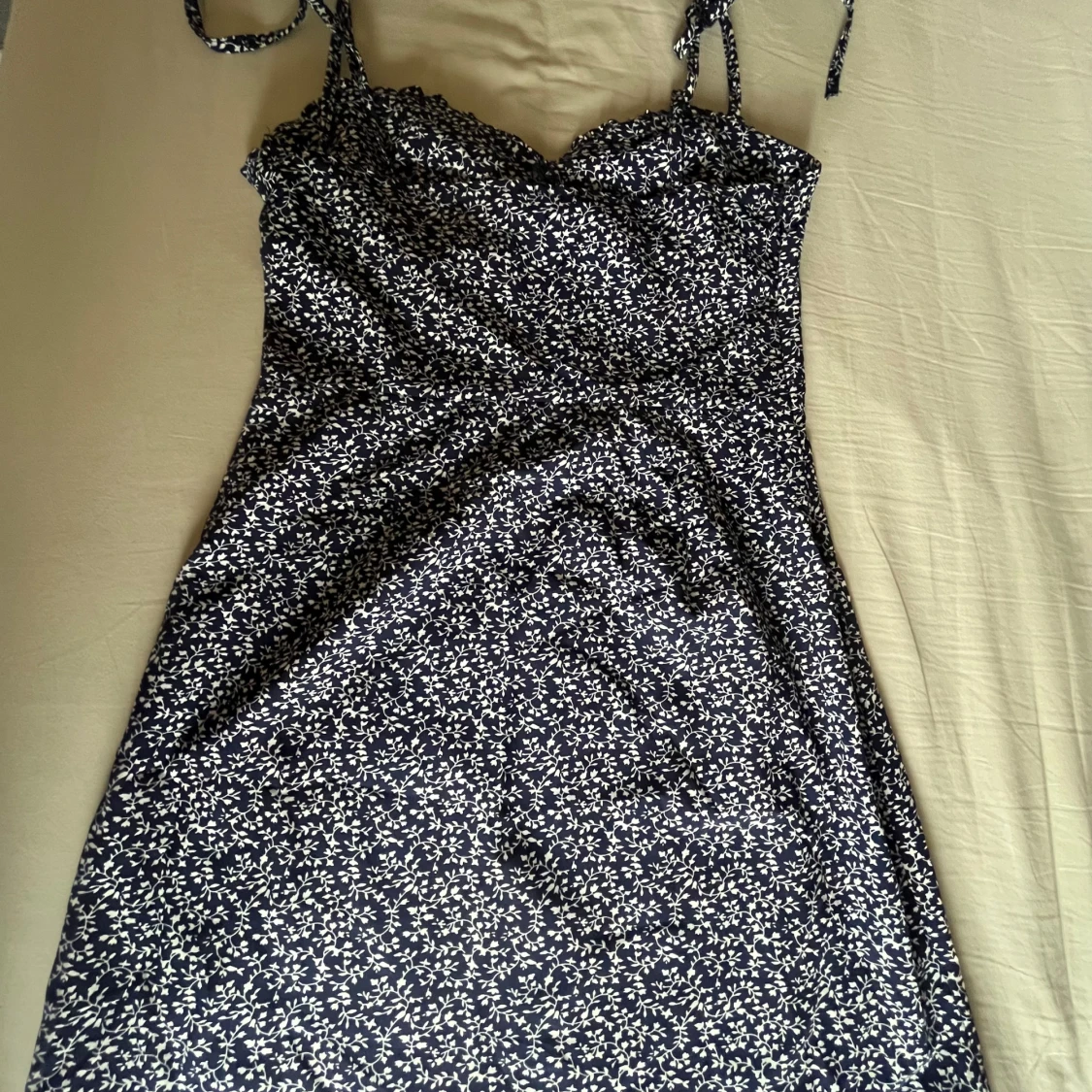 Blommig klänning - 90