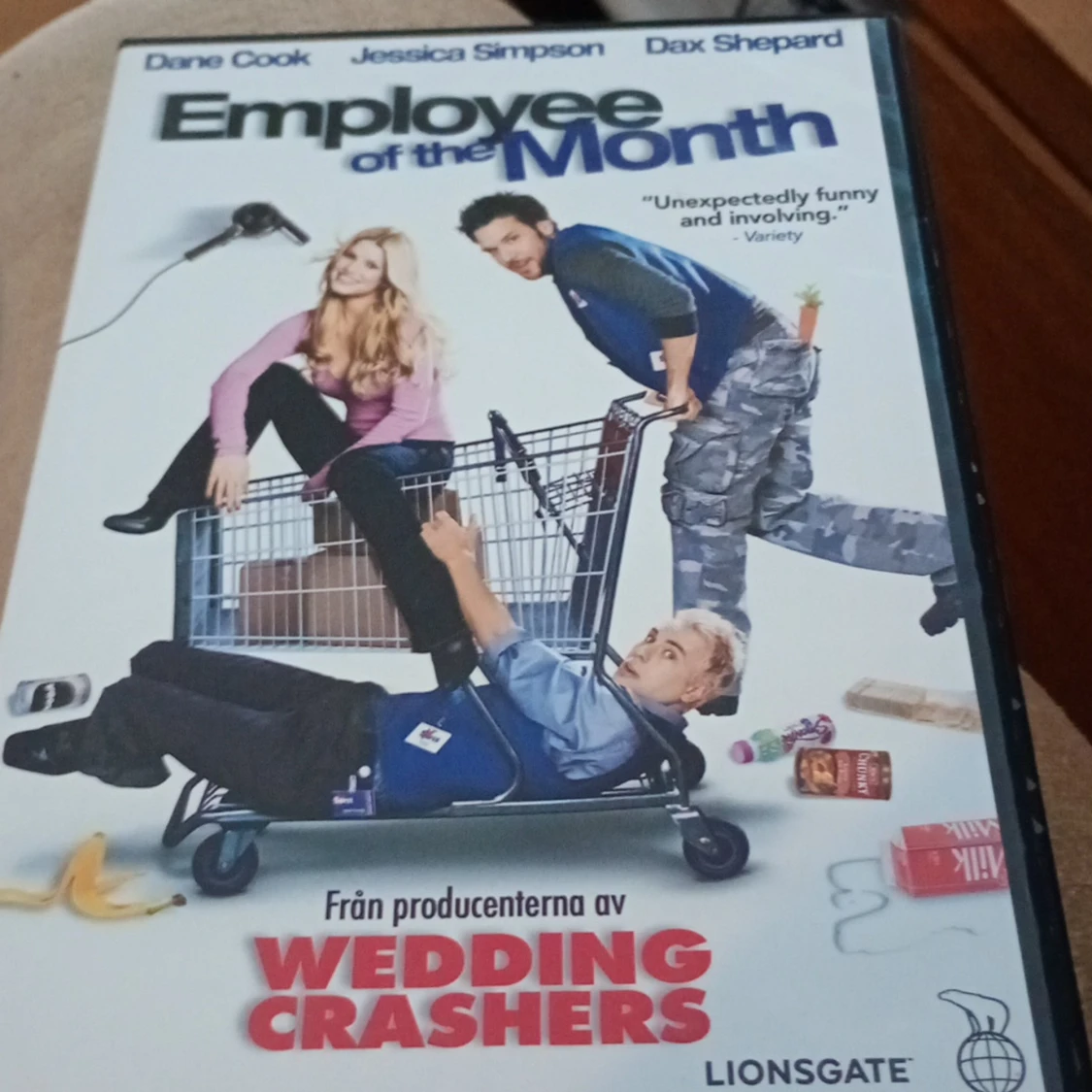 Dvd film employee of the month