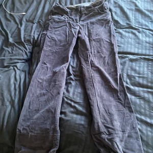 Manchester byxor - Old school byxor gråa