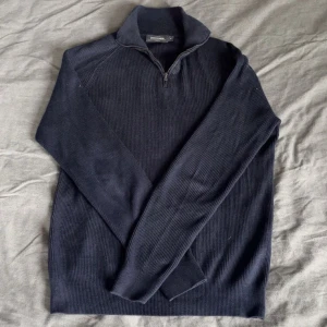 Stickad tröja half zip  - Dressmann half zip premium Storlek M Bra skick