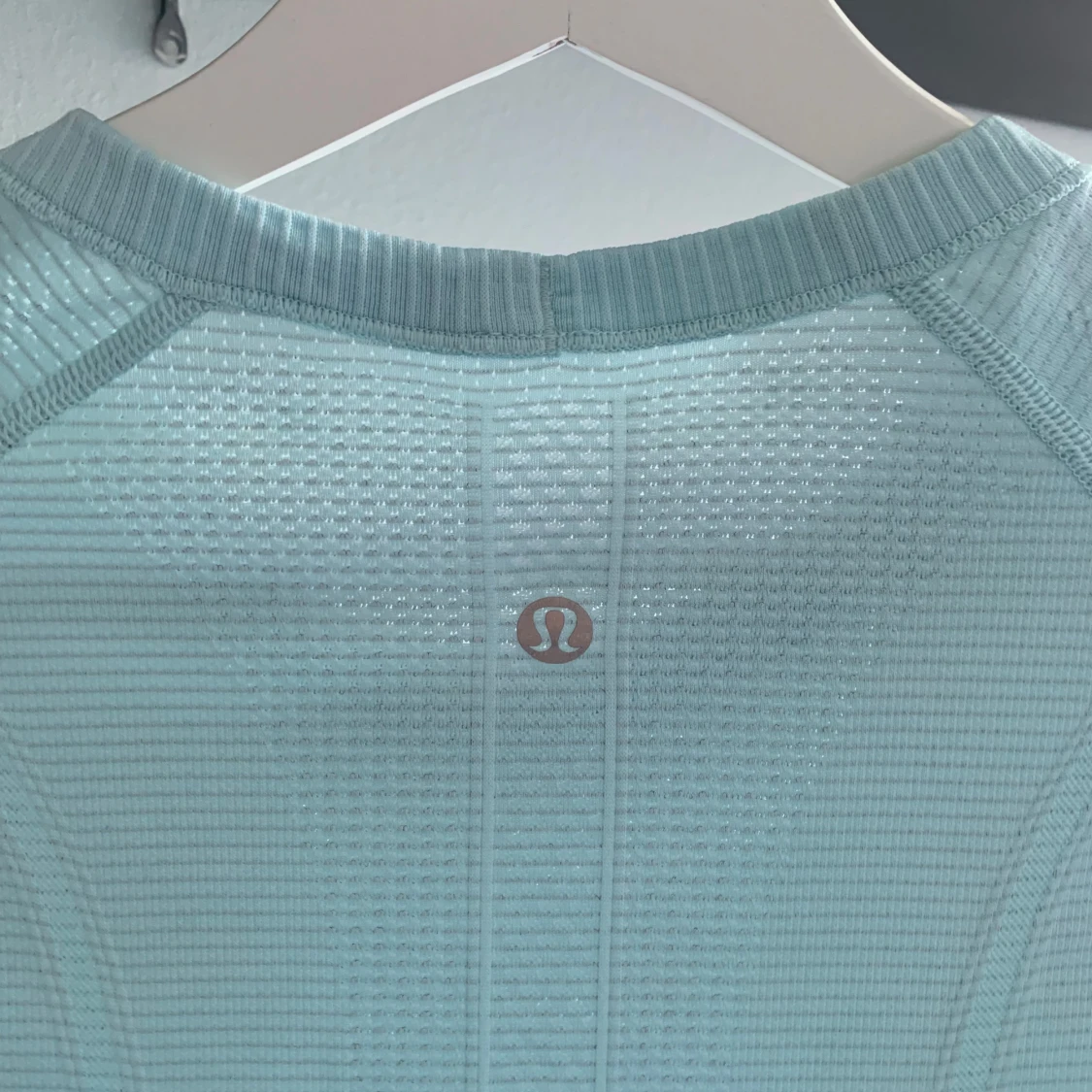 Lululemon swiftly tech 